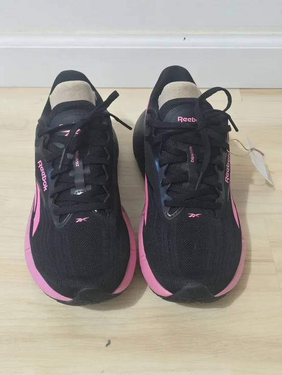 Women's Zignition Running Shoe Sz 9 - Picture 3 of 8